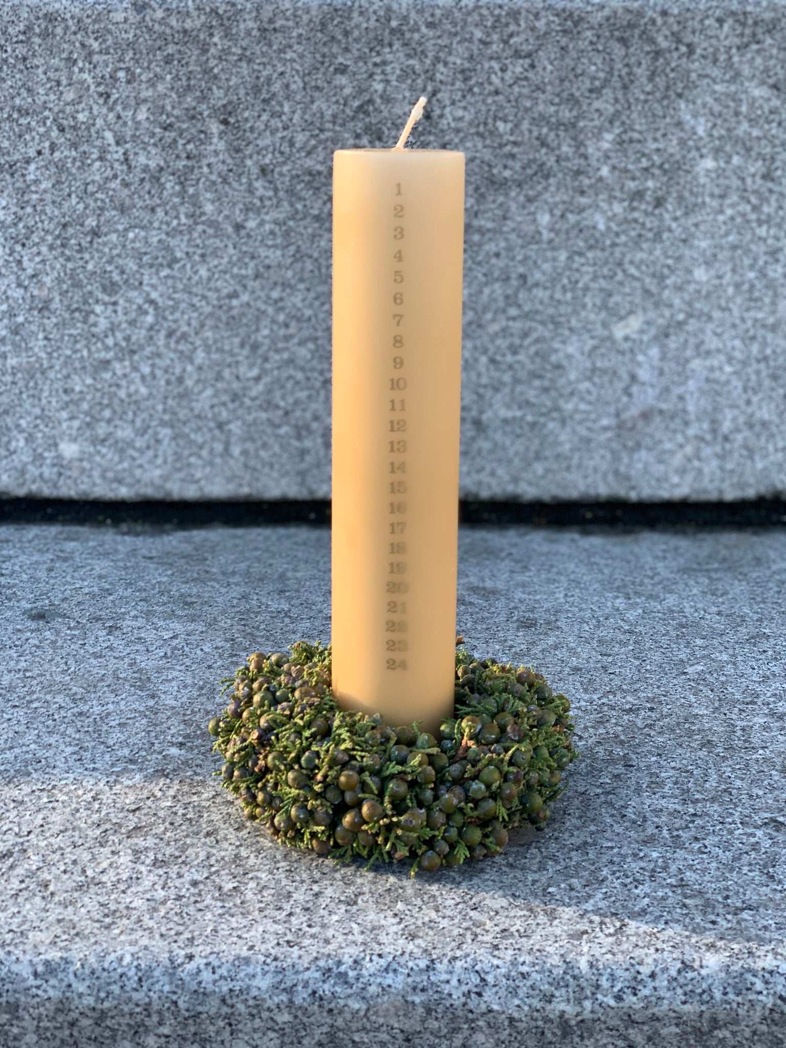 Small Green Juniper Wreath 14 cm dia.