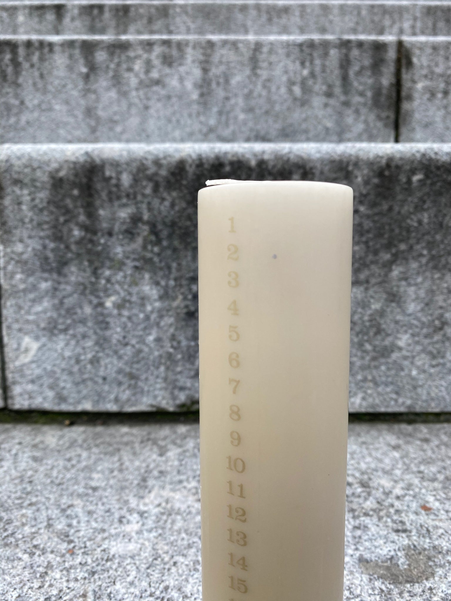 Small Linen Beige Christmas Countdown Candle